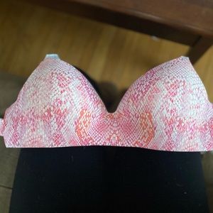 VS Wireless T-shirt bra